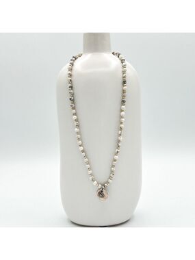 Howlite beads with 925 beads and pendant